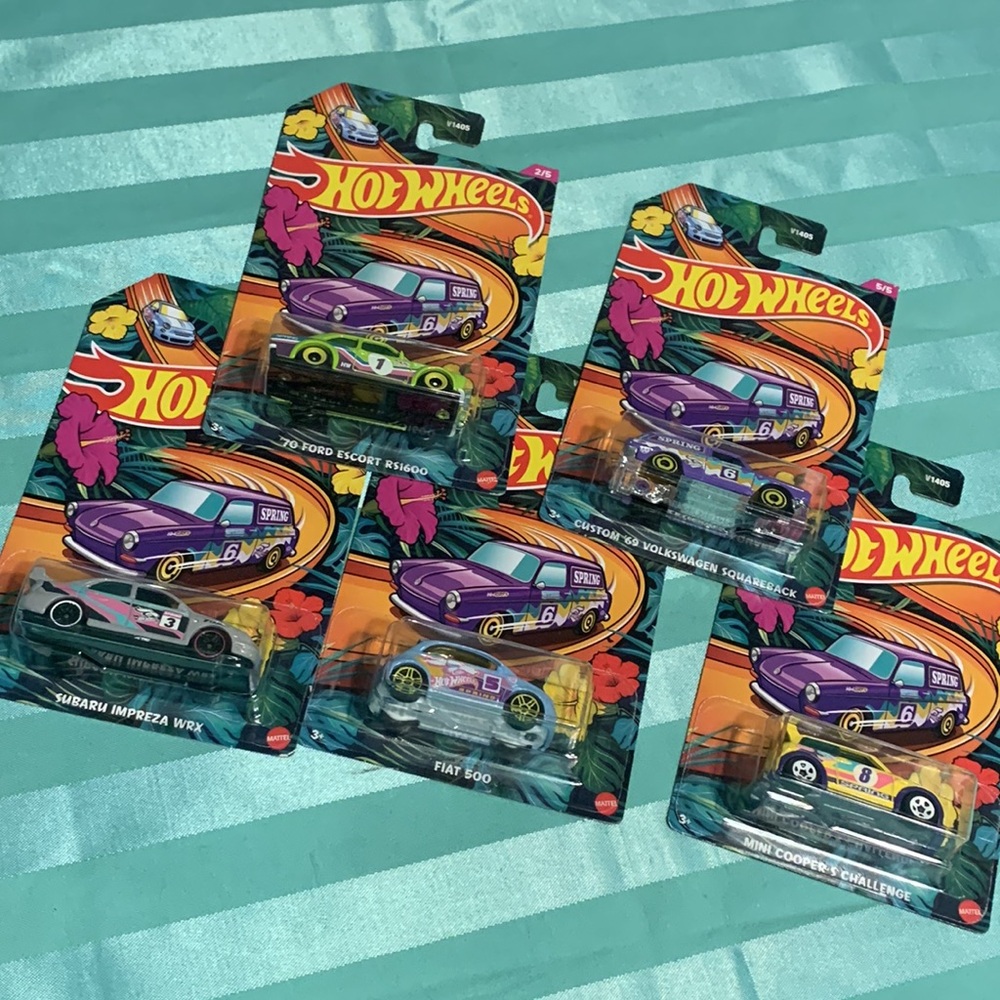 Easter Hot Wheels Spring Easter Collection 5 Cars - Picture 2 of 12